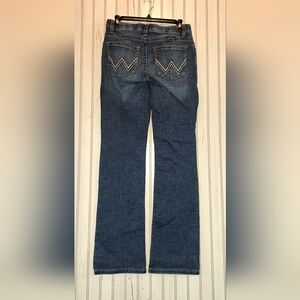 Ladies Wrangler Willow Ultimate Riding Jeans Boot Cut Stretch Blue Size (Msmnts)